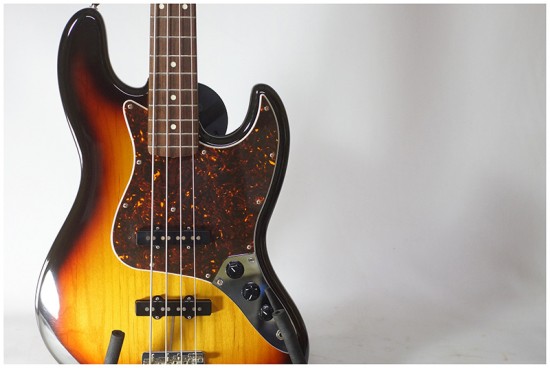 Fender Jazz Bass Uシリアル　3日後に35000円に戻します
