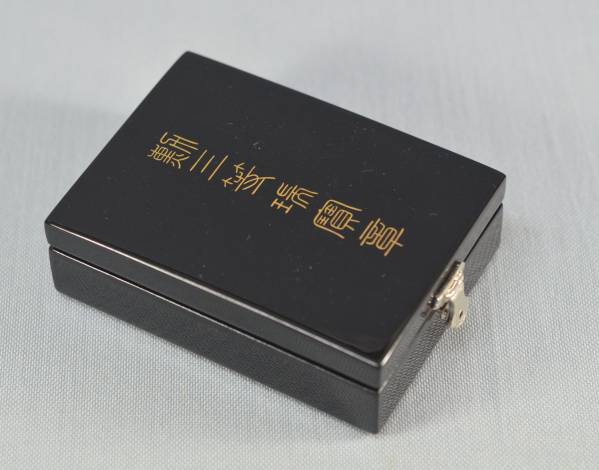 勲功旌章 勲三等瑞宝章 略綬 共箱入り 勲章 | D-plus-stock