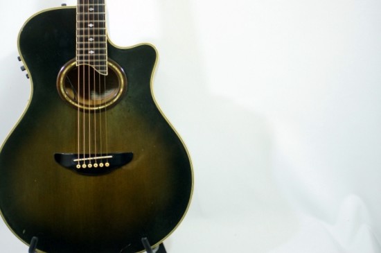 Yamaha アコースティックギター ハードケース付き （YAMAHA L-6