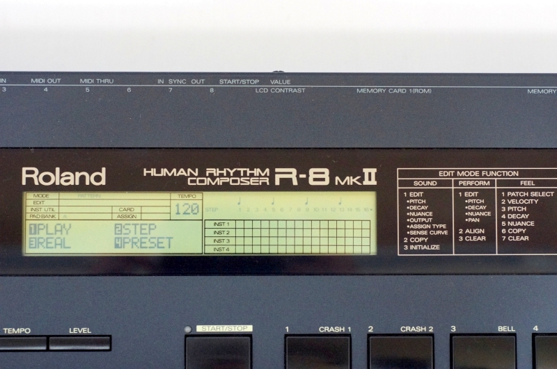 Roland 【R-8 MKII / Human Rhythm Composer / ドラムマシーン】 | D